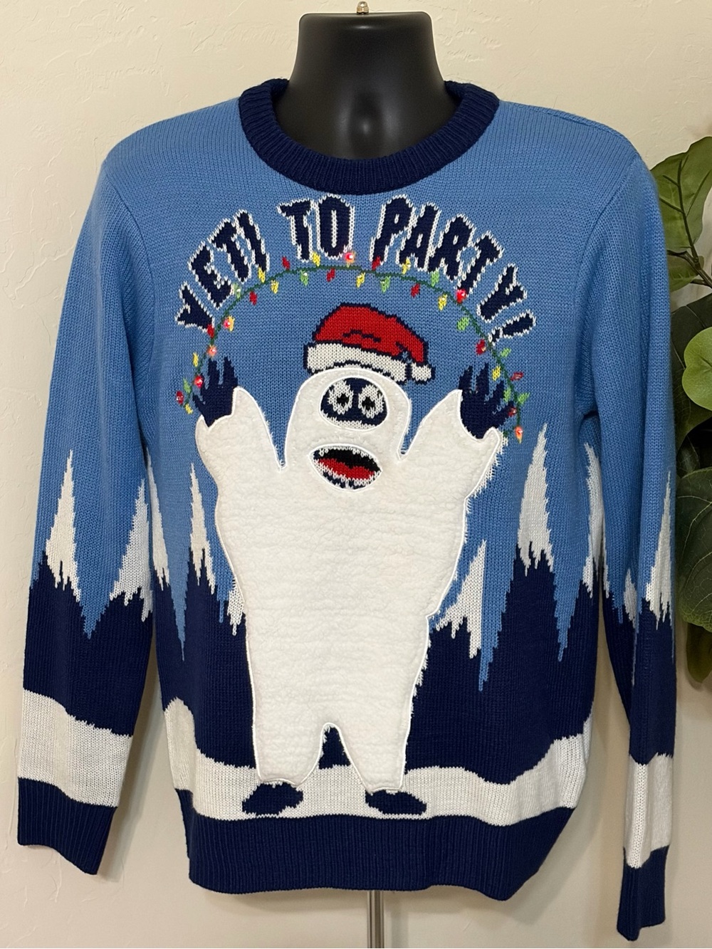 Light Up Yeti “Yeti to Party” Christmas Ugly Sweater Adult Medium